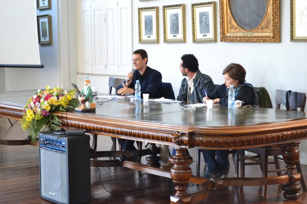 I Simpósio Centenário Contestado 2012 sessão Pelotas UFPEl Biblioteca Pública de Pelotas RS